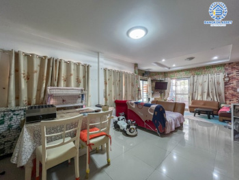 *****บ้านแฝดมือสองย่านนนทบุรี ม.ซื่อตรง รัตนาธิเบศร์ เนื้อที่กว้างขวางมากถึง 40 ตร.ว. ฟังก์ชัน 3 ห้องนอน 3 ห้องน้ำ ที่จอดรถ 1 คัน แถมฟรี! เครื่องปรับอากาศ 2 เครื่อง บนทำเลแห่งการเดินทาง ใกล้รถไฟฟ้าสายสีม่วง "สถานีไทรม้า" และทางด่วน "งามวงศ์วาน"